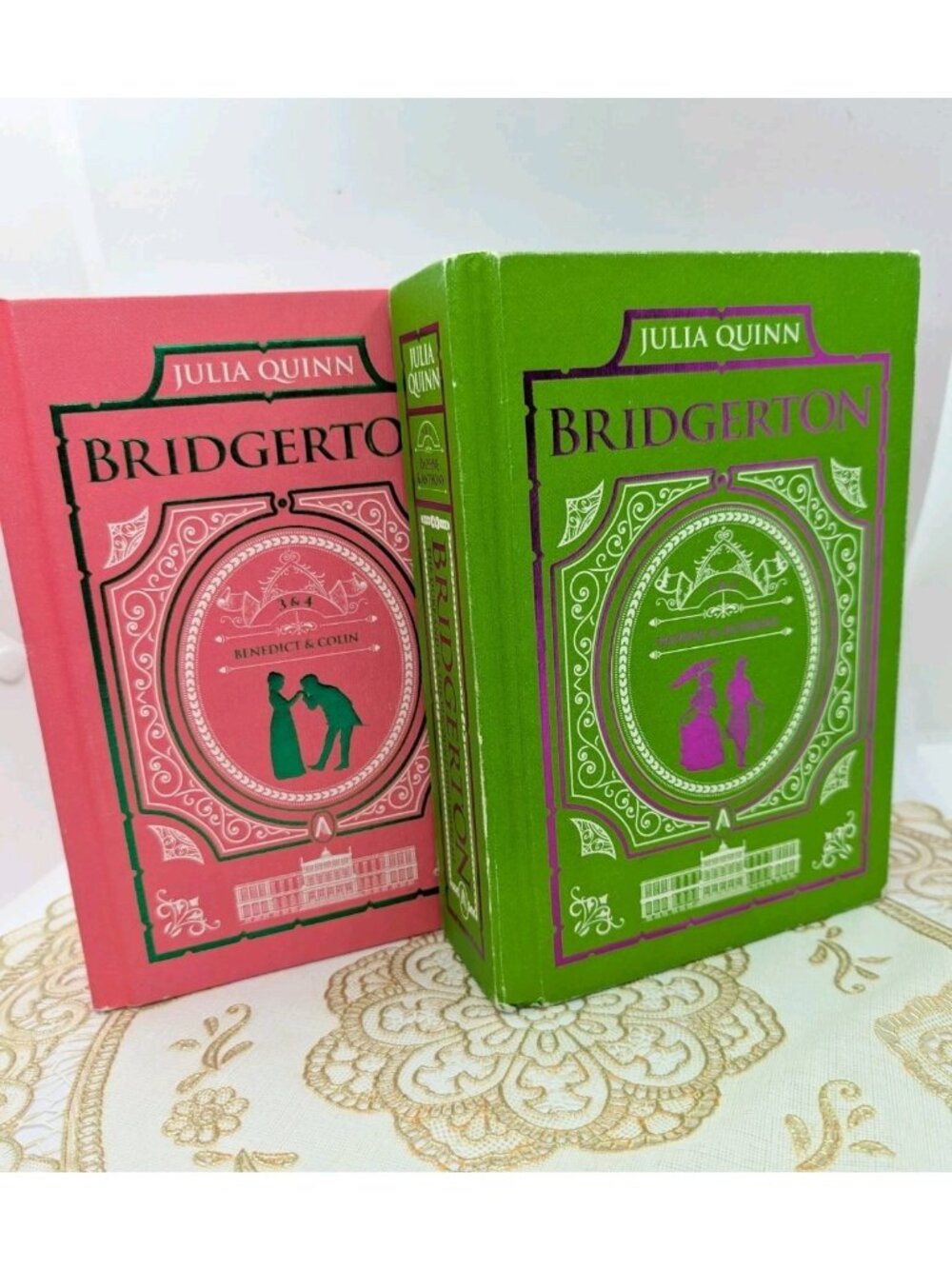 Set 2 Bridgerton Books 1-4 Collector's Edition  Pink Green Set Julia Quinn HC